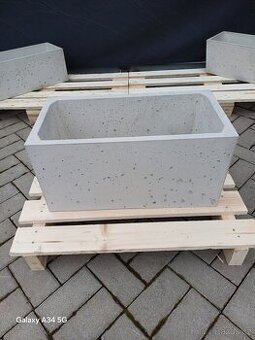 Betonový květináč #1, 60x30x30