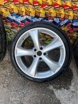 275/35 r20