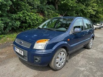 Ford Fusion 1,4i 16V 59kW, r.v. 2012, Nové v ČR