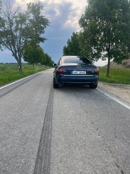 Audi A6 C5 4.2 V8