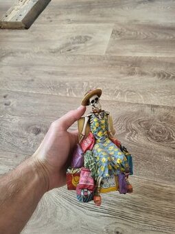 Dárková soška z moduritu