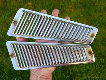 2ks chrom mřížky ŠKODA 110R erko