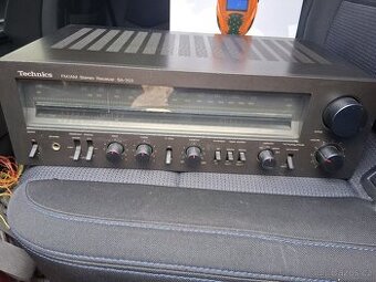Technics receiver SA303