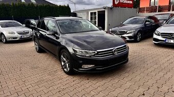 VW Passat  R-line (Digital+LED)