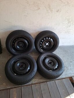 4x100 r15 zimní pneumatiky 185/65 r15 Hyunadai Mazda