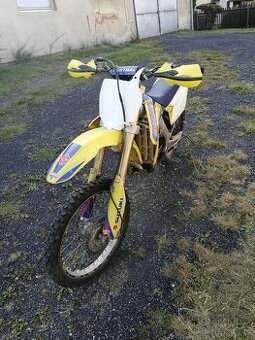 Suzuki rmz 450