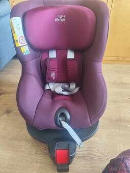 Britax Römer dualfix M i-size