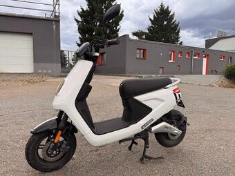 2022 ELEKTRO SKÚTR ALEGRA DOC GREEN