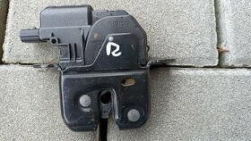 Zámek dveří zav.prostoru Renault Megane III