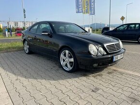 Mercedes benz CLK w208