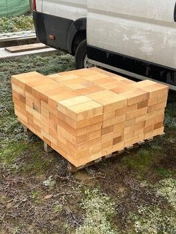 Šamotové cihly - nepoužité, 214 ks