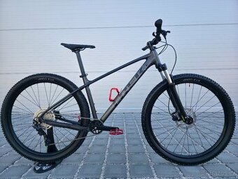 Horské kolo Trek Marlin 6 Gen 3 2023 29″ velikost M/L