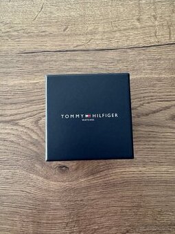 Pánské hodinky TOMMY HILFIGER
