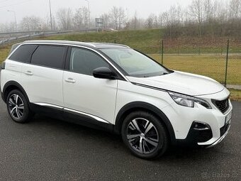 Peugeot 5008 PureTech Access 1.2i 7 místné