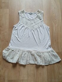 Společenská krajková halenka / triko bez rukávů GATE