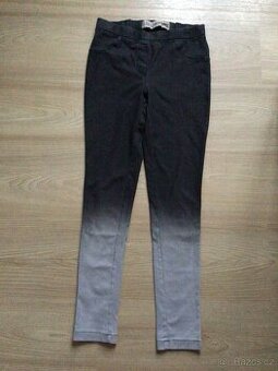 Kalhoty vel. 140