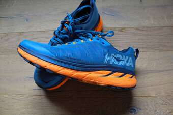 Běžecké boty Hoka Challenger ATA 4 vel. 45 1/3