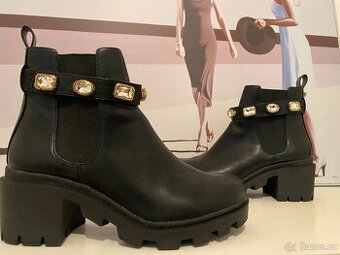 Boty, pravá kůže , Steve Madden , velkost 40