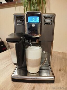 Automatický kávovar Philips LatteGo EP5334