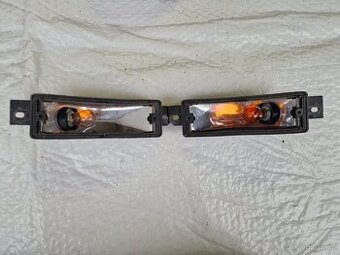BMW e30 plast přední blinkry