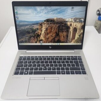 HP EliteBook 745 G5 /Ryzen7/Vega10/16GB_DDR4