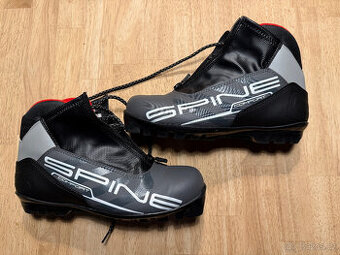 Boty na běžky SPINE comfort, vel. 39, velmi zachovale