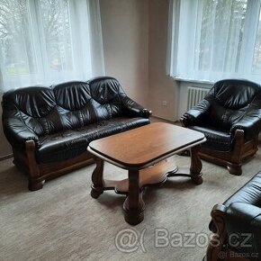 Konferenční stůl z masivu