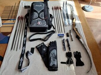 PRODÁM SUPER REFLEXNÍ ROZKLÁDACÍ LUK SAMIC SAGE 62 RH PRAVÁK