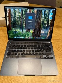 MacBook Air M2 (2022)