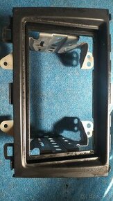 Honda CR-V rámeček na 2 DIN rádio