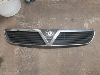 Opel Vectra C / Signum - maska Vauxhall