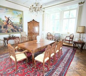 Velký jídelní stůl Ludvík XV