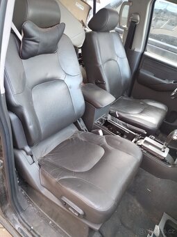 Navara d40