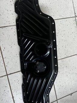 Prodám olejovou vanu z motoru 2.7 tdi a 3.0 tdi - 1