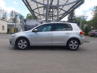 Volkswagen Golf VI 1.4 TSI automat 1 majitel