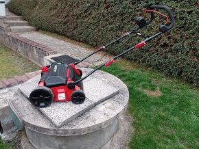 Elektrický vertikutátor
