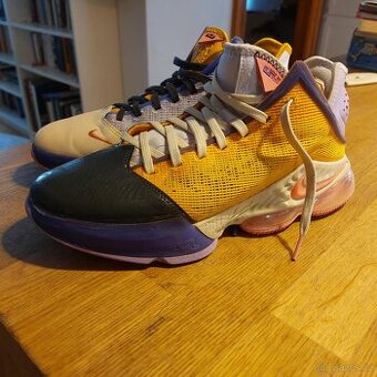 Nike Lebron 19 Low - 1