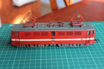 H0 PIKO BR 242 DR - 1