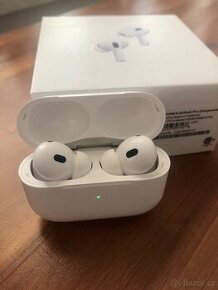 Apple sluchátka AirPods Pro