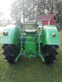 Kryty brzdových světel na Zetor Super 35