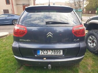 CitroënC4 10/2009 prodám na náhradní díly celek -Říčany