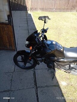Honda CB 125f