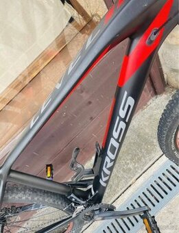 Carbon kolo Kross
