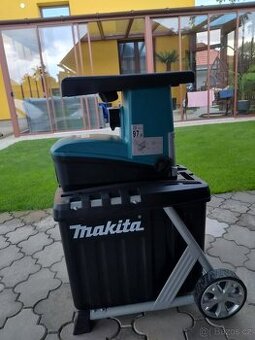 Zahradní drtič