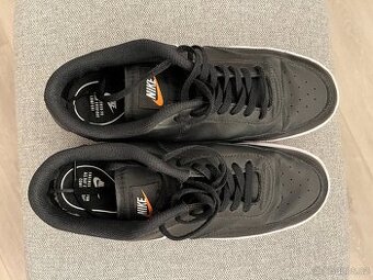 Tenisky Nike Court Vintage vel. 40