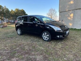 Peugeot 5008 ČR 128tis km serviska