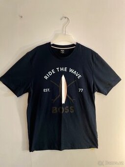 👕 Pánské tričko BOSS – Dark Blue (vel. S) | Skoro nové