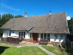 Dům se zahradou v České Kanadě - 1