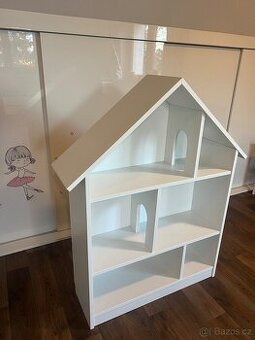Domeček pro panenky nebo knihovna pro děti