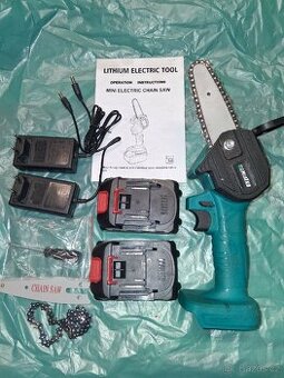 Akumulátorová mini pila